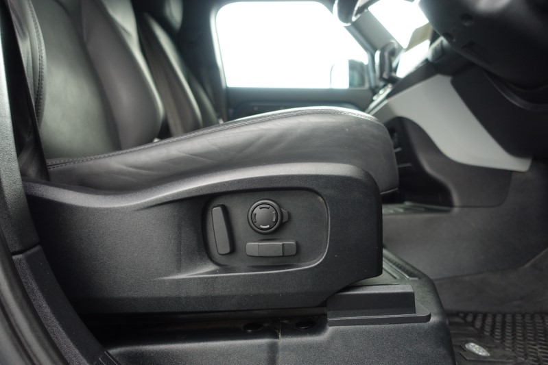 2022 (72) LAND ROVER COMMERCIAL DEFENDER 3.0 D250 Hard Top HSE Auto [3 Seat] 5216603