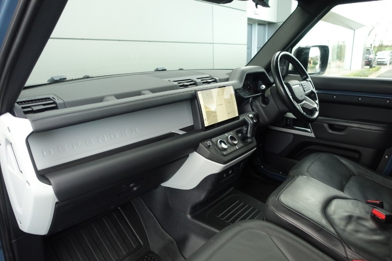 2022 (72) LAND ROVER COMMERCIAL DEFENDER 3.0 D250 Hard Top HSE Auto [3 Seat] 5216610