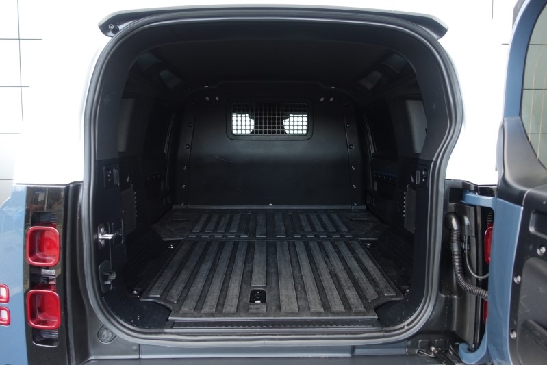 2022 (72) LAND ROVER COMMERCIAL DEFENDER 3.0 D250 Hard Top HSE Auto [3 Seat] 5216578