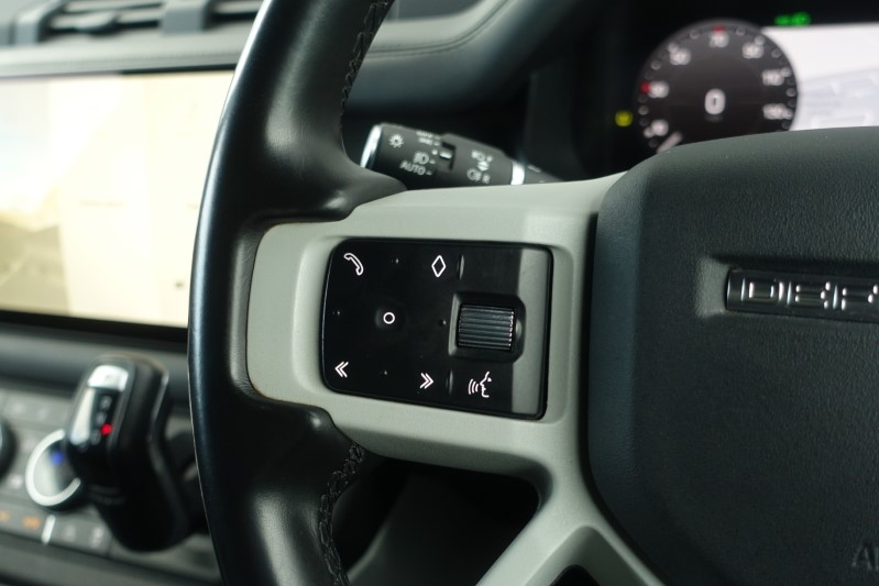 2022 (72) LAND ROVER COMMERCIAL DEFENDER 3.0 D250 Hard Top HSE Auto [3 Seat] 5216594