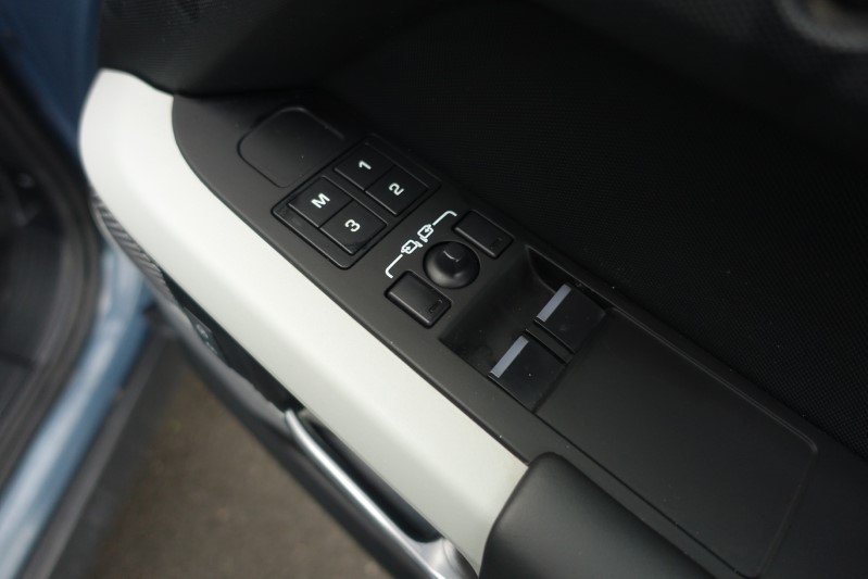 2022 (72) LAND ROVER COMMERCIAL DEFENDER 3.0 D250 Hard Top HSE Auto [3 Seat] 5216606