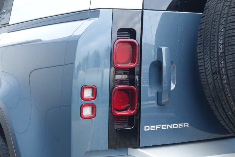 2022 (72) LAND ROVER COMMERCIAL DEFENDER 3.0 D250 Hard Top HSE Auto [3 Seat] 5216587