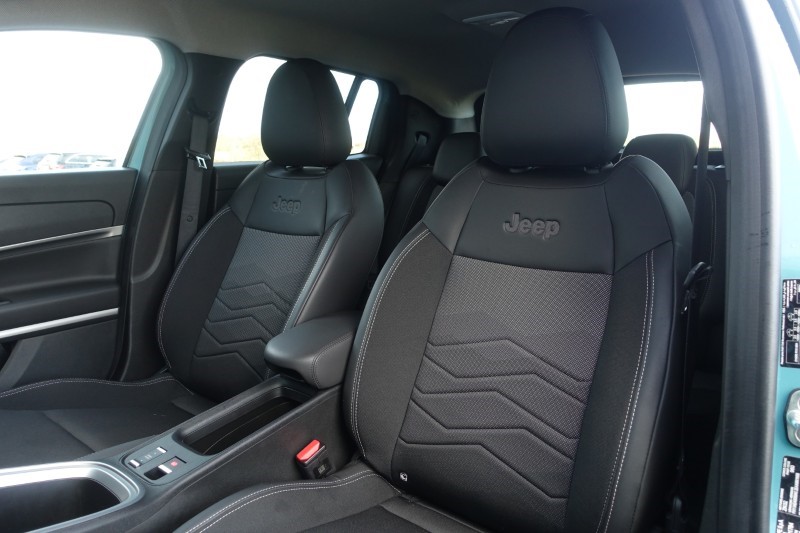 2024 (24) JEEP AVENGER 115kW Summit 54kWh 5dr Auto 5123968