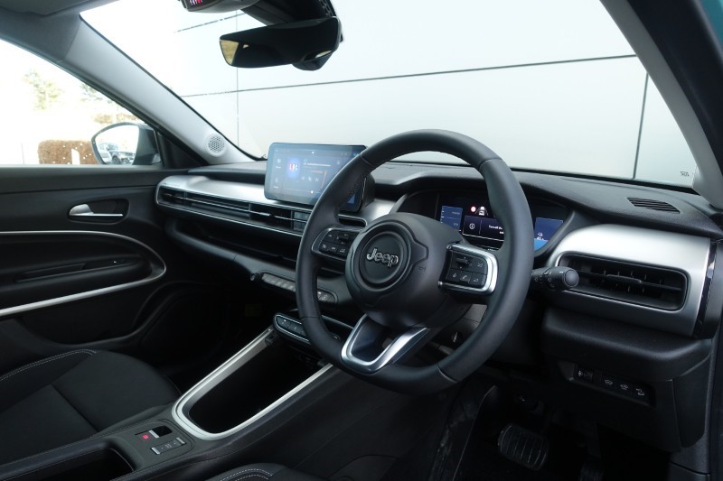 2024 (24) JEEP AVENGER 115kW Summit 54kWh 5dr Auto 5123955