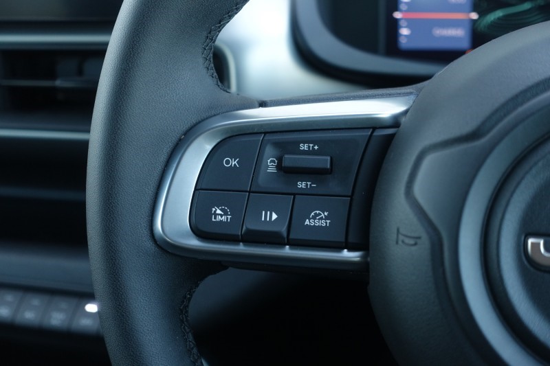 2024 (24) JEEP AVENGER 115kW Summit 54kWh 5dr Auto 5123950