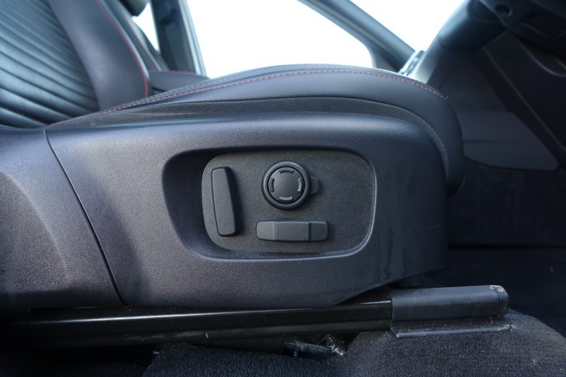 2023 (23) LAND ROVER DISCOVERY SPORT 2.0 D200 R-Dynamic HSE 5dr Auto 5149800