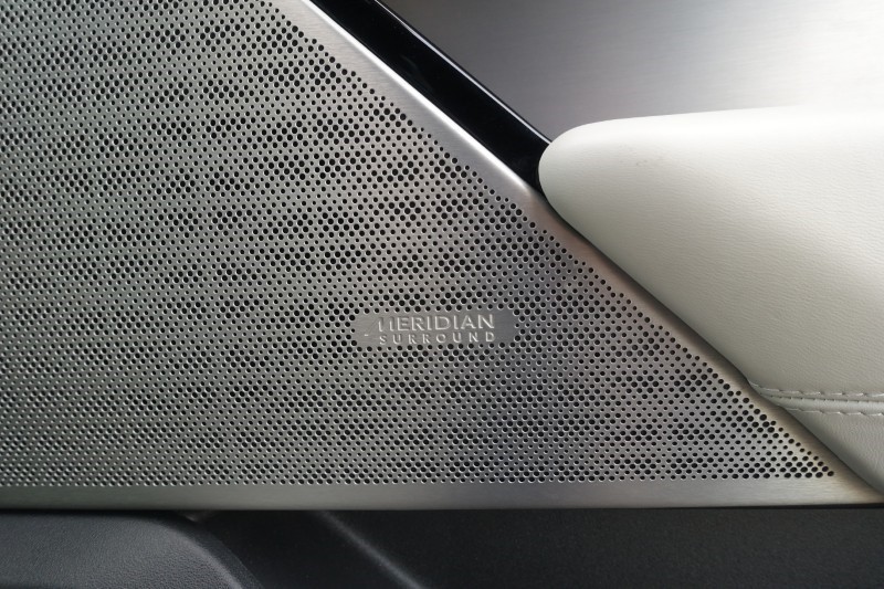 2022 (22) LAND ROVER RANGE ROVER VELAR 2.0 P400e R-Dynamic HSE 5dr Auto 5142604