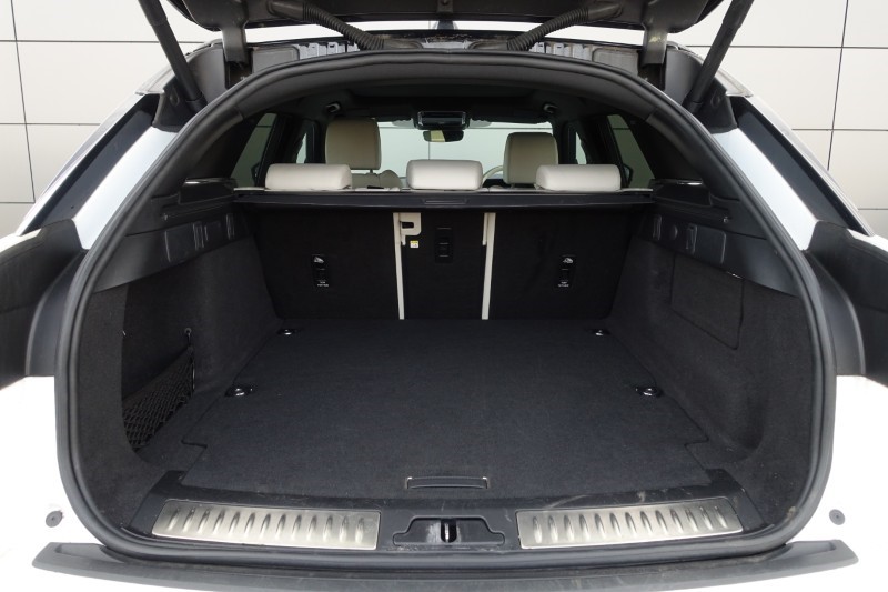 2022 (22) LAND ROVER RANGE ROVER VELAR 2.0 P400e R-Dynamic HSE 5dr Auto 5142563