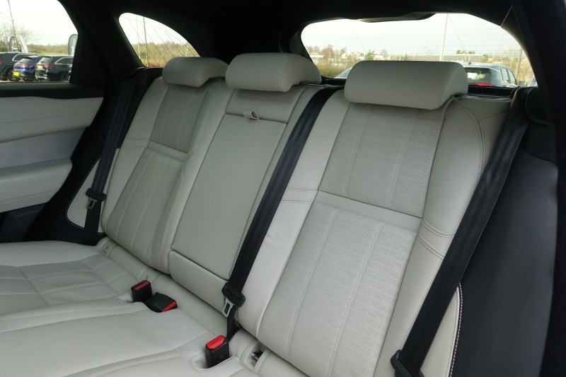 2022 (22) LAND ROVER RANGE ROVER VELAR 2.0 P400e R-Dynamic HSE 5dr Auto 5142612