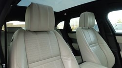 2022 (22) LAND ROVER RANGE ROVER VELAR 2.0 P400e R-Dynamic HSE 5dr Auto 5142600