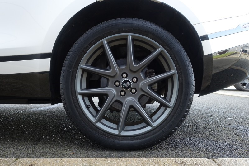 2022 (22) LAND ROVER RANGE ROVER VELAR 2.0 P400e R-Dynamic HSE 5dr Auto 5142581