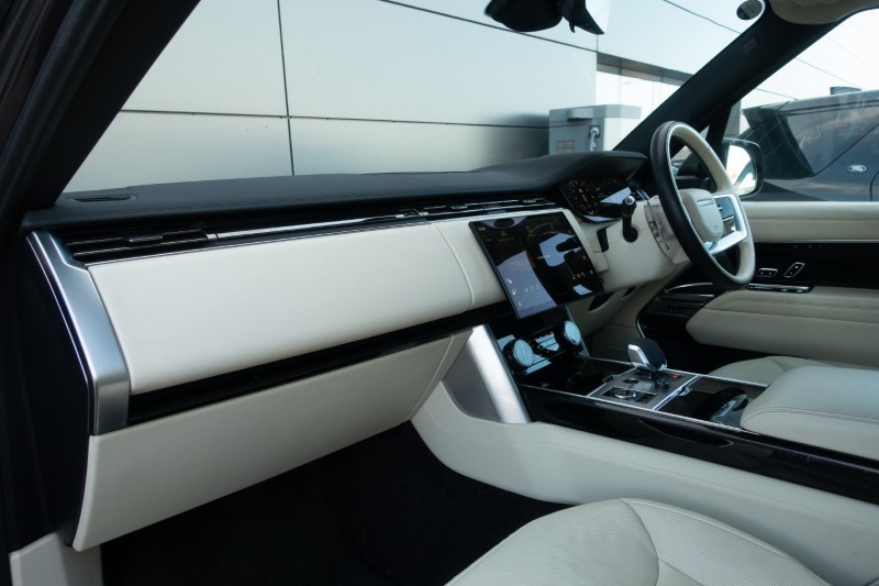 2022 (72) LAND ROVER RANGE ROVER 3.0 D350 HSE 4dr Auto 5156196