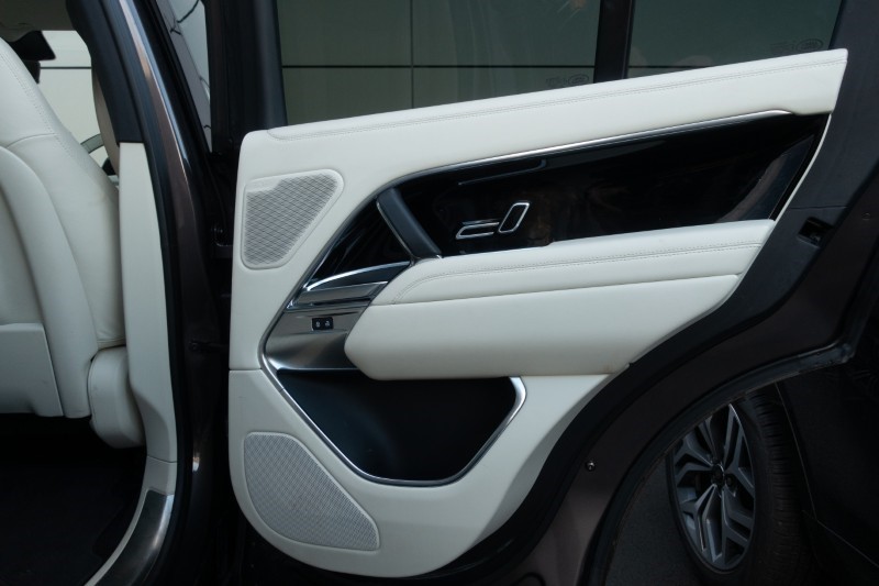 2022 (72) LAND ROVER RANGE ROVER 3.0 D350 HSE 4dr Auto 5156189