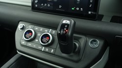 2022 (22) LAND ROVER DEFENDER 3.0 D250 X-Dynamic SE 90 3dr Auto 5256065