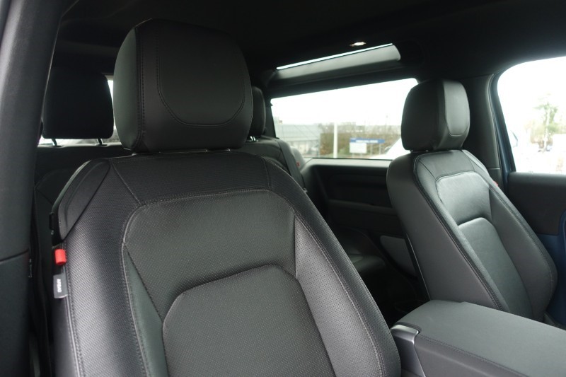 2022 (22) LAND ROVER DEFENDER 3.0 D250 X-Dynamic SE 90 3dr Auto 5256099