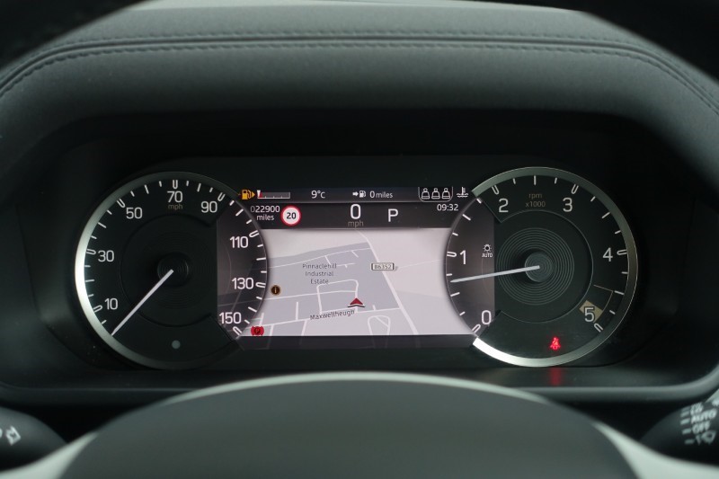 2022 (22) LAND ROVER DEFENDER 3.0 D250 X-Dynamic SE 90 3dr Auto 5256068