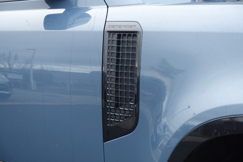 2022 (22) LAND ROVER DEFENDER 3.0 D250 X-Dynamic SE 90 3dr Auto 5256072