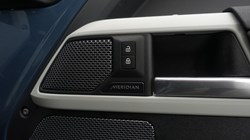 2022 (22) LAND ROVER DEFENDER 3.0 D250 X-Dynamic SE 90 3dr Auto 5256102