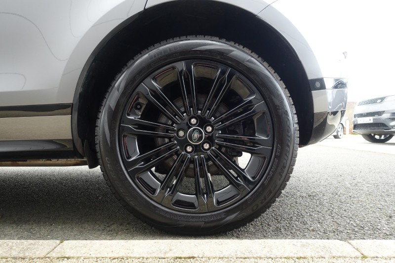 2025 (25) LAND ROVER RANGE ROVER EVOQUE 1.5 P270e Autobiography 5dr Auto [Revised] 5129042