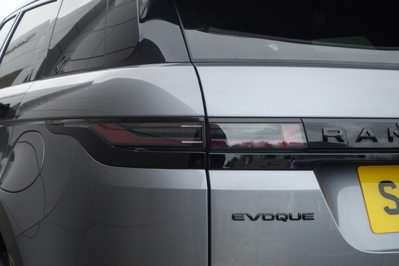 2025 (25) LAND ROVER RANGE ROVER EVOQUE 1.5 P270e Autobiography 5dr Auto [Revised] 5129033