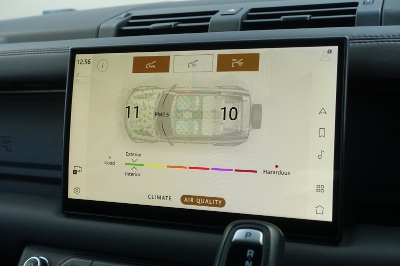 2023 (23) LAND ROVER DEFENDER 3.0 D300 X-Dynamic HSE 110 5dr Auto 5318955