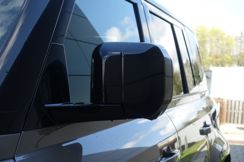 2023 (23) LAND ROVER DEFENDER 3.0 D300 X-Dynamic HSE 110 5dr Auto 5318937