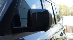 2023 (23) LAND ROVER DEFENDER 3.0 D300 X-Dynamic HSE 110 5dr Auto 5318937