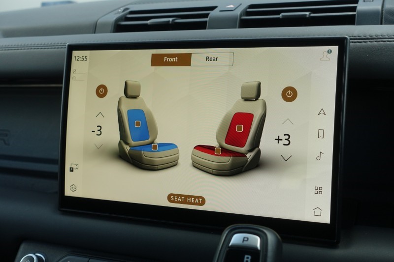 2023 (23) LAND ROVER DEFENDER 3.0 D300 X-Dynamic HSE 110 5dr Auto 5318951