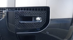 2023 (23) LAND ROVER DEFENDER 3.0 D300 X-Dynamic HSE 110 5dr Auto 5318939