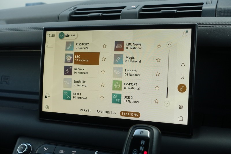 2023 (23) LAND ROVER DEFENDER 3.0 D300 X-Dynamic HSE 110 5dr Auto 5318949