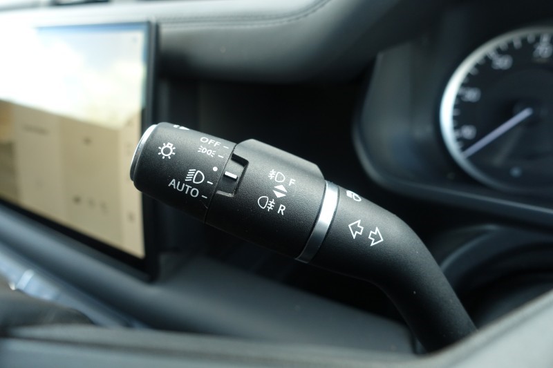 2023 (23) LAND ROVER DEFENDER 3.0 D300 X-Dynamic HSE 110 5dr Auto 5318944