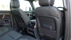 2023 (23) LAND ROVER DEFENDER 3.0 D300 X-Dynamic HSE 110 5dr Auto 5318968