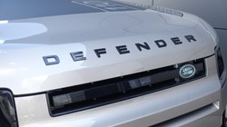 2023 (23) LAND ROVER DEFENDER 3.0 D300 X-Dynamic HSE 110 5dr Auto 5318928