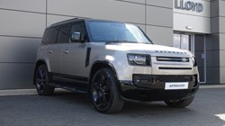 2023 (23) LAND ROVER DEFENDER 3.0 D300 X-Dynamic HSE 110 5dr Auto 5318910