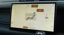 2023 (23) LAND ROVER DEFENDER 3.0 D300 X-Dynamic HSE 110 5dr Auto 5318954