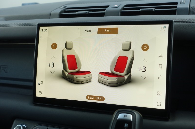 2023 (23) LAND ROVER DEFENDER 3.0 D300 X-Dynamic HSE 110 5dr Auto 5318952