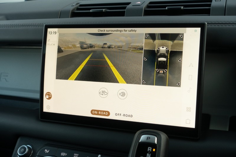 2023 (73) LAND ROVER DEFENDER 3.0 D250 X-Dynamic HSE 90 3dr Auto 5124047