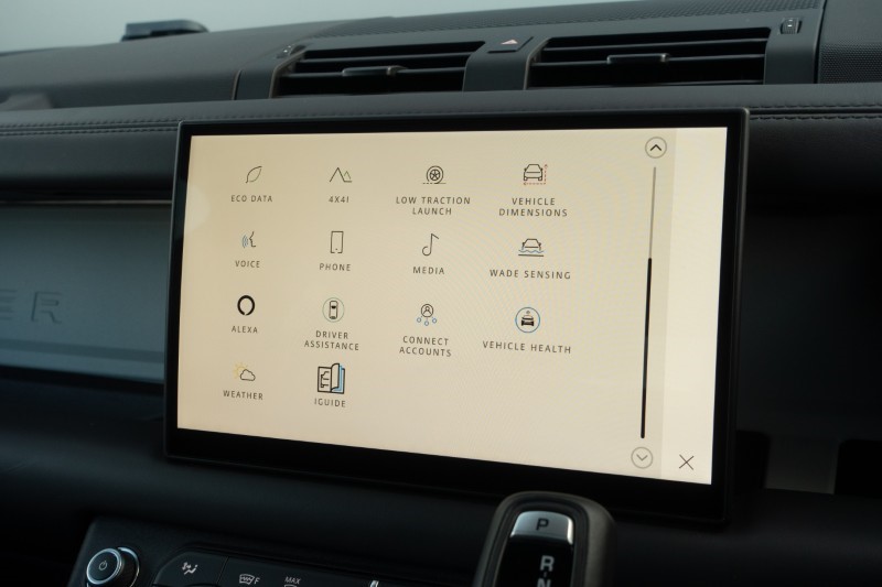 2023 (73) LAND ROVER DEFENDER 3.0 D250 X-Dynamic HSE 90 3dr Auto 5124080