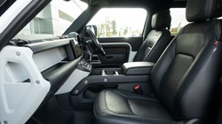 2023 (73) LAND ROVER DEFENDER 3.0 D250 X-Dynamic HSE 90 3dr Auto 5124040