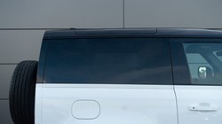 2023 (73) LAND ROVER DEFENDER 3.0 D250 X-Dynamic HSE 90 3dr Auto 5124059