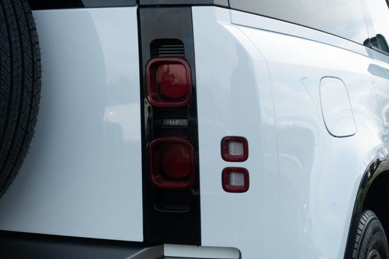 2023 (73) LAND ROVER DEFENDER 3.0 D250 X-Dynamic HSE 90 3dr Auto 5124062