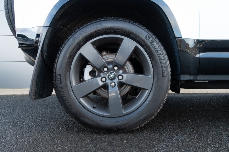 2023 (73) LAND ROVER DEFENDER 3.0 D250 X-Dynamic HSE 90 3dr Auto 5124060