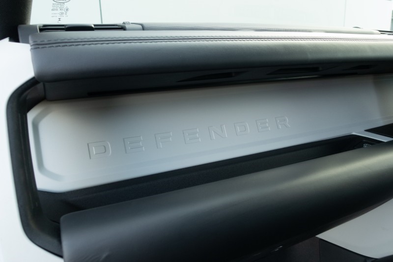 2023 (73) LAND ROVER DEFENDER 3.0 D250 X-Dynamic HSE 90 3dr Auto 5124094