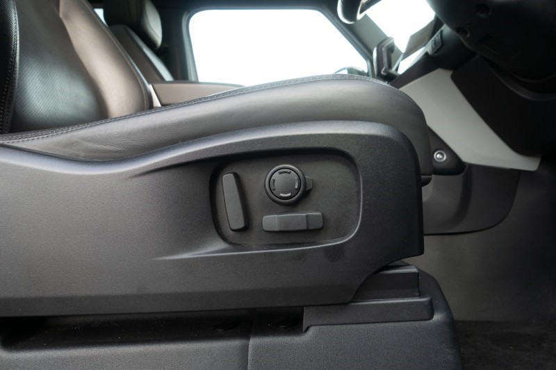 2023 (73) LAND ROVER DEFENDER 3.0 D250 X-Dynamic HSE 90 3dr Auto 5124086