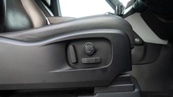 2023 (73) LAND ROVER DEFENDER 3.0 D250 X-Dynamic HSE 90 3dr Auto 5124086