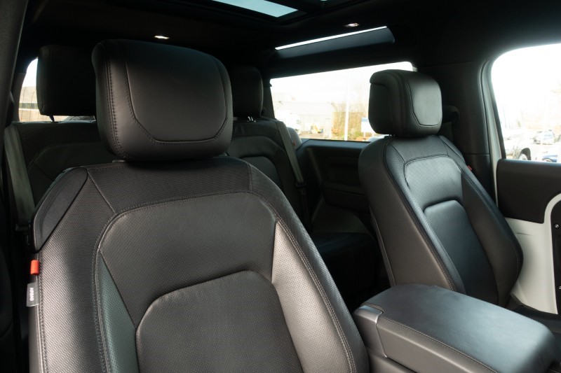 2023 (73) LAND ROVER DEFENDER 3.0 D250 X-Dynamic HSE 90 3dr Auto 5124083