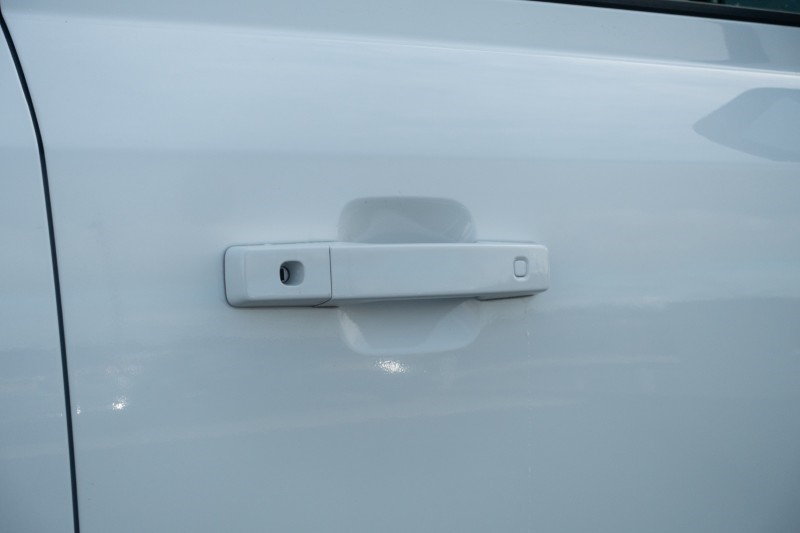 2023 (73) LAND ROVER DEFENDER 3.0 D250 X-Dynamic HSE 90 3dr Auto 5124058