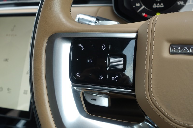 2021 (71) LAND ROVER RANGE ROVER 3.0 D350 Autobiography LWB 4dr Auto 5225975