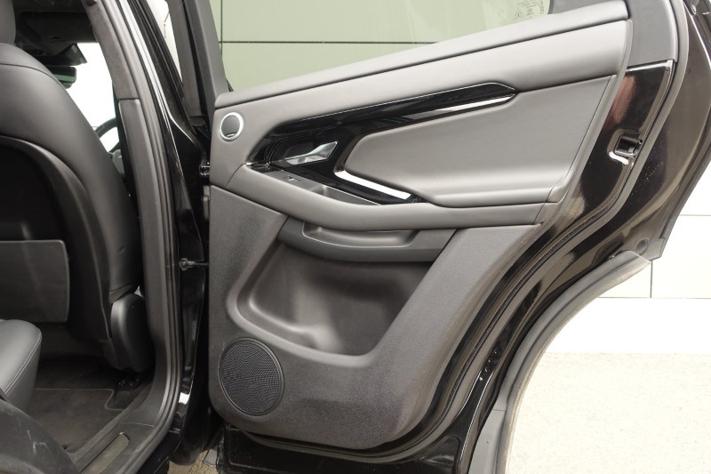 2024 (24) LAND ROVER RANGE ROVER EVOQUE 1.5 P270e Autobiography 5dr Auto 5195096