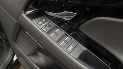 2024 (24) LAND ROVER RANGE ROVER EVOQUE 1.5 P270e Autobiography 5dr Auto 5195094